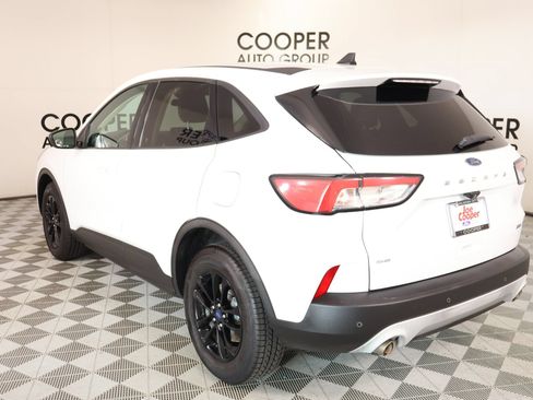 Used 2020 Ford Escape SE Sport AWD/4WD image 22