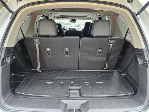 Used 2024 Honda Pilot Elite image 54