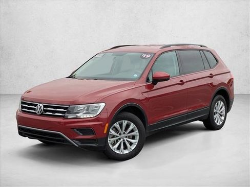 Used 2019 Volkswagen Tiguan S FWD image 1