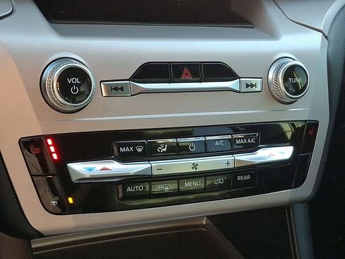 Used 2023 Ford Explorer XLT w/ Equipment Group 202A image 16