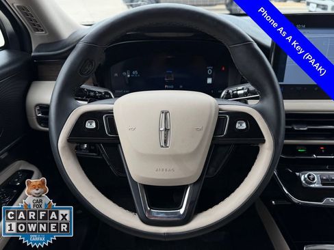 Used 2025 Lincoln Corsair Reserve w/ Towing Package image 13