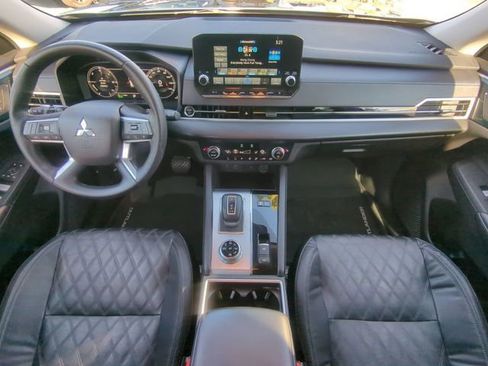 Used 2023 Mitsubishi Outlander SEL image 19