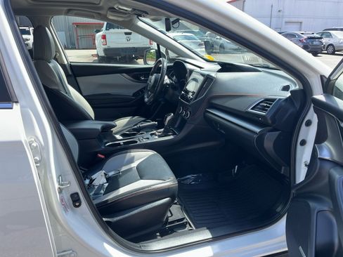 Used 2020 Subaru Crosstrek 2.0i Limited w/ Moonroof Package w/Navigation AWD/4WD image 30