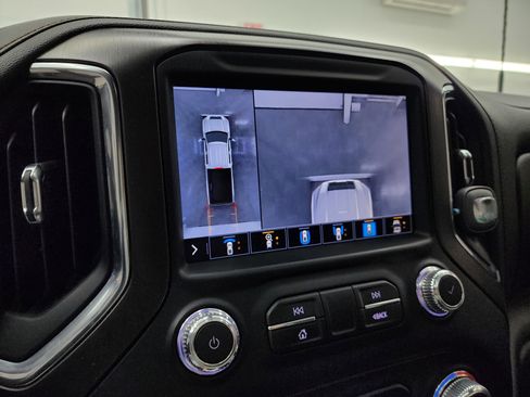 Used 2022 GMC Sierra 2500 AT4 w/ AT4 Premium Plus Package image 19