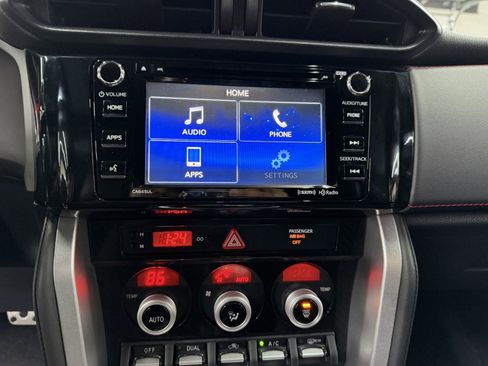 Used 2017 Subaru BRZ Limited image 15