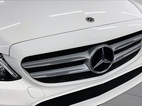 Used 2019 Mercedes-Benz C 300 Sedan image 29