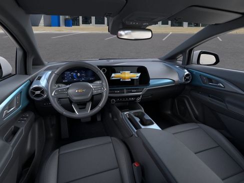 New 2026 Chevrolet Equinox EV LT image 15