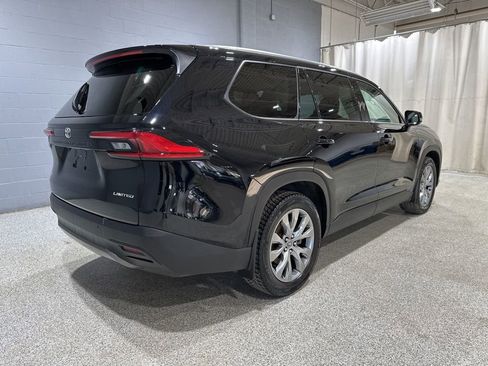 Certified 2024 Toyota Grand Highlander Limited image 4