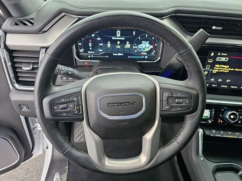 Used 2025 GMC Sierra 3500 Denali w/ Denali Reserve Package image 22