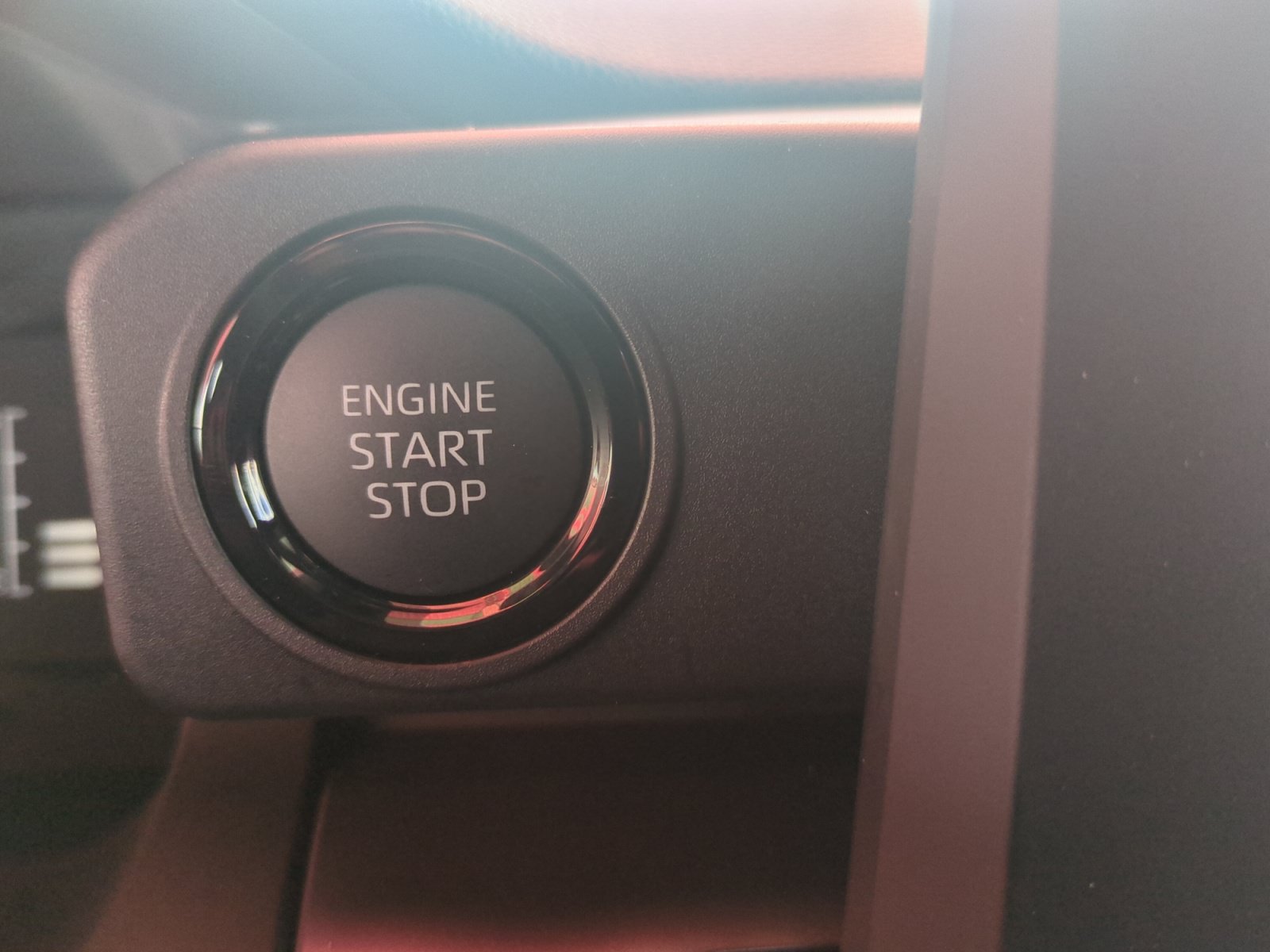 Certified 2026 Toyota Tacoma SR5 AWD/4WD image 24