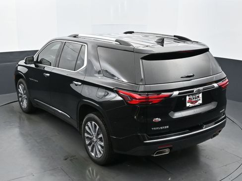 Used 2023 Chevrolet Traverse Premier image 30