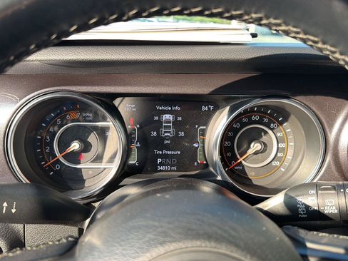 Used 2021 Jeep Wrangler Unlimited Sport AWD/4WD image 22