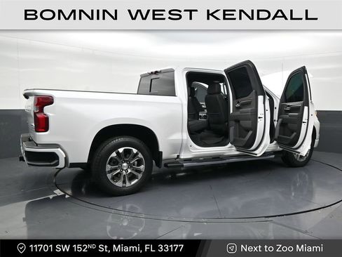 Used 2023 Chevrolet Silverado 1500 High Country w/ Technology Package image 28