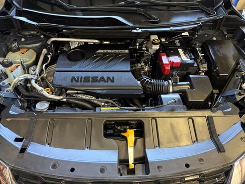 Used 2023 Nissan Rogue SV AWD/4WD image 16