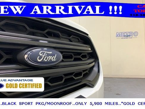 Certified 2022 Ford EcoSport SES image 45