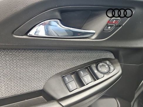 Used 2021 Chevrolet TrailBlazer LS image 25