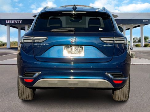 Used 2022 Buick Envision Avenir w/ Technology Package II image 5