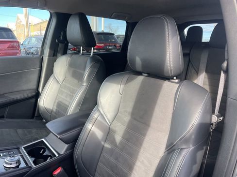 Used 2024 Mitsubishi Outlander SE image 17