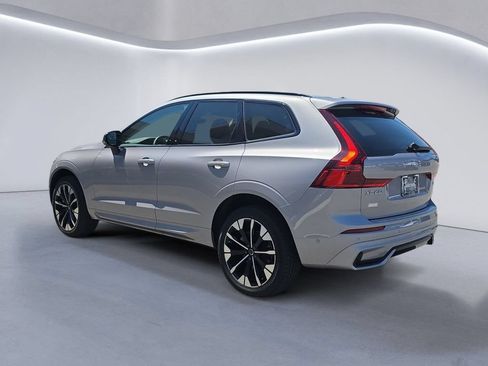 Used 2026 Volvo XC60 B5 Plus w/ Protection Package Premier AWD/4WD image 5