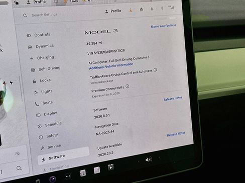 Used 2023 Tesla Model 3 Standard Range RWD image 18