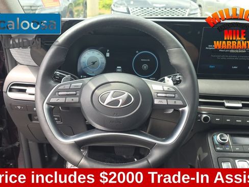 Used 2023 Hyundai Palisade Limited FWD image 16