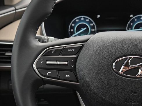 Used 2023 Hyundai Santa Fe SEL w/ Premium Package AWD/4WD image 12