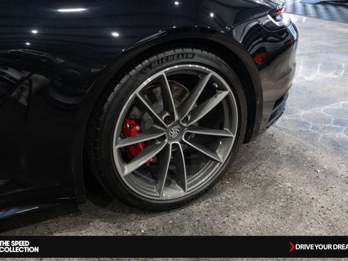 Used 2024 Porsche 911 Targa 4S w/ Premium Package image 61