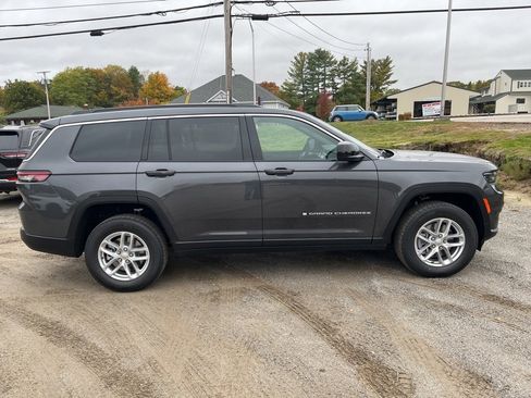New 2025 Jeep Grand Cherokee L Laredo image 8