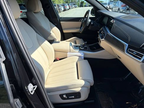 Used 2022 BMW X5 sDrive40i w/ Premium Package RWD image 13