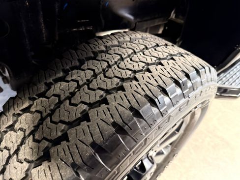 Certified 2025 RAM 2500 Big Horn AWD/4WD image 19