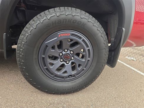 Used 2025 Nissan Frontier PRO-4X w/ Pro Convenience Package image 19