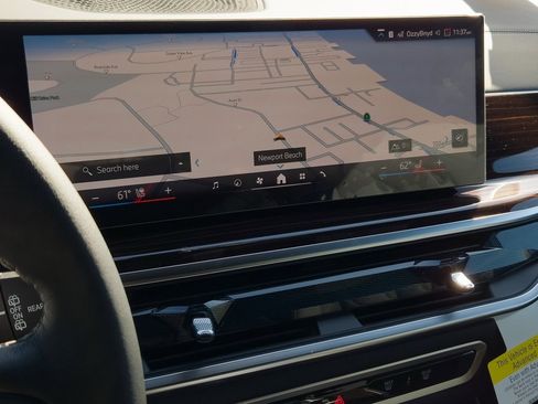 New 2026 BMW X5 xDrive40i w/ Climate Comfort Package image 13