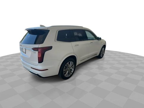 Certified 2024 Cadillac XT6 Premium Luxury w/ Technology Package FWD image 8
