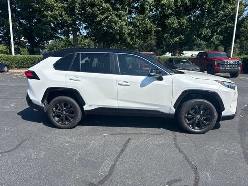 Used 2023 Toyota RAV4 XSE AWD/4WD image 2