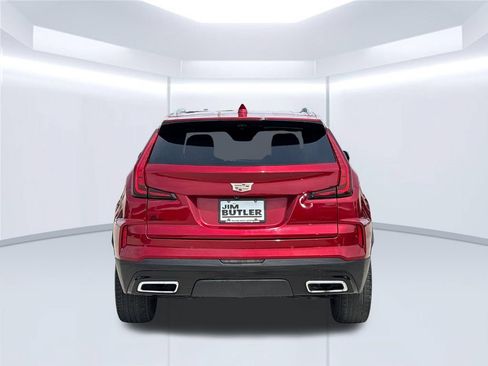 Used 2024 Cadillac XT4 Premium Luxury w/ Active Safety Package FWD image 6