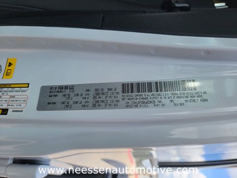 Used 2019 Jeep Wrangler Unlimited Rubicon image 35