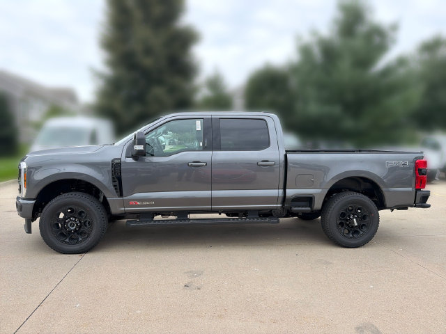 New 2026 Ford F350 Lariat w/ Black Appearance Package AWD/4WD image 9