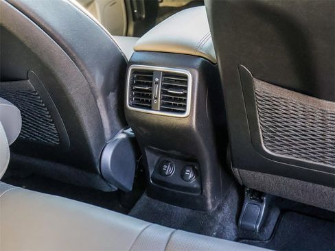 Used 2020 Kia Sportage SX image 23