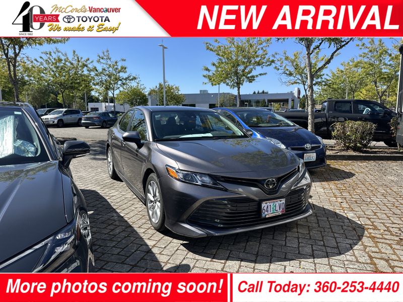 Certified 2019 Toyota Camry LE image 1