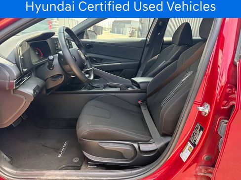 Certified 2025 Hyundai Elantra Sport FWD image 11