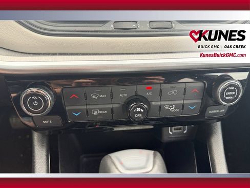 Used 2025 Jeep Compass Limited AWD/4WD image 28