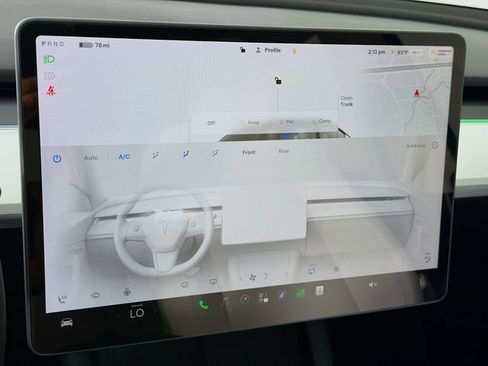 Used 2024 Tesla Model Y Long Range AWD/4WD image 18