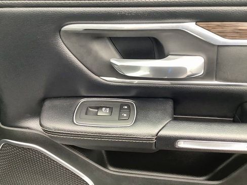 Used 2020 RAM 1500 Laramie image 43