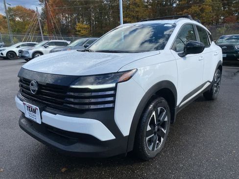 New 2026 Nissan Kicks SV w/ SV Premium Package image 6