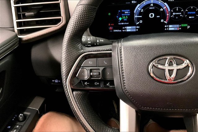 Used 2023 Toyota Tundra Limited AWD/4WD image 28