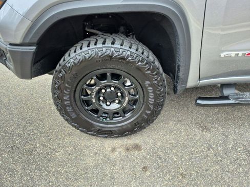 Used 2024 GMC Sierra 1500 AT4X w/ AT4X AEV Edition image 19