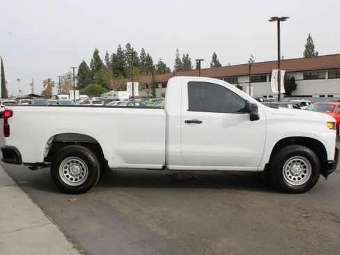 Used 2019 Chevrolet Silverado 1500 W/T w/ Trailering Package image 3