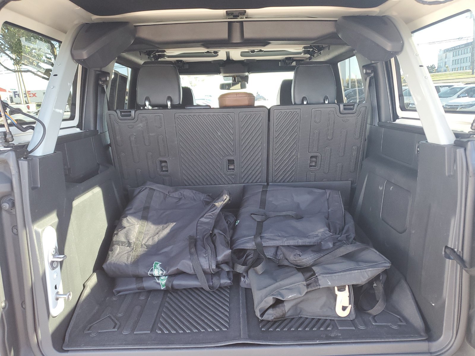 Used 2024 Ford Bronco Outer Banks w/ Sasquatch Package AWD/4WD image 8
