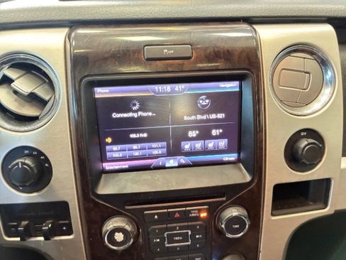 Used 2013 Ford F150 Platinum image 16