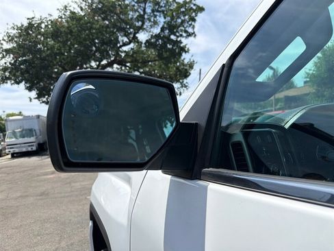 Used 2015 GMC Sierra 2500 Denali AWD/4WD image 34
